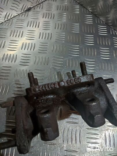 Выпускной коллектор (часть) Mercedes-Benz A1441142