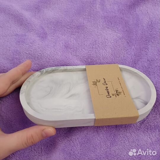 Декоративная подставка из гипса