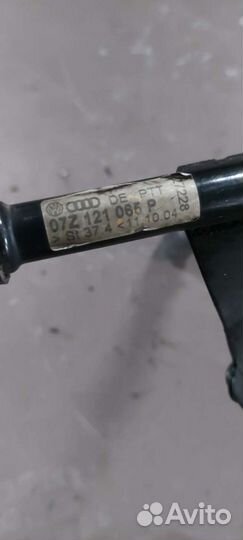 Трубка охлаждения на Volkswagen Phaeton