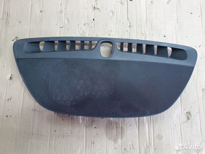 Накладка торпедо динамик сетка Volvo Xc90 2