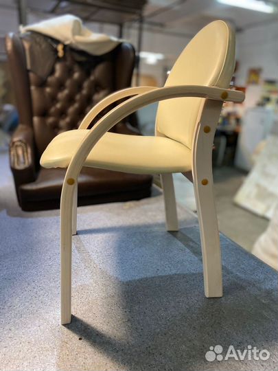 Офисный стул