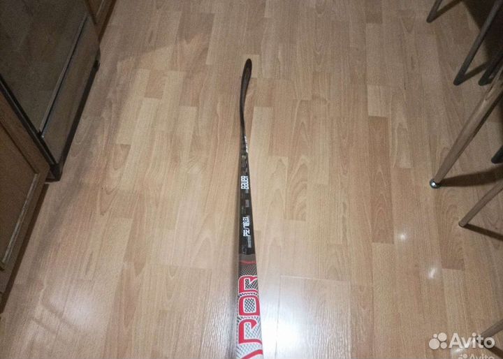 Клюшка хоккейная