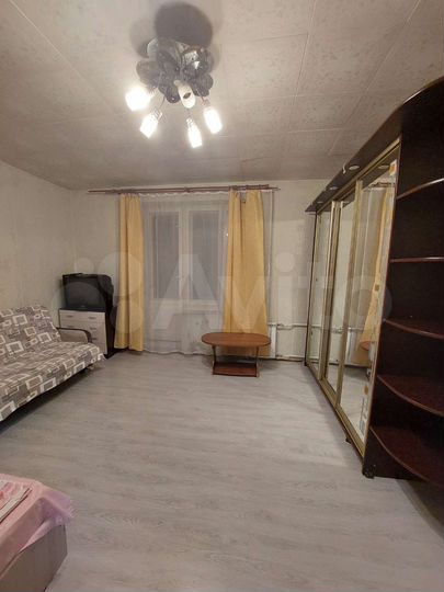 Комната 18 м² в 3-к., 8/8 эт.