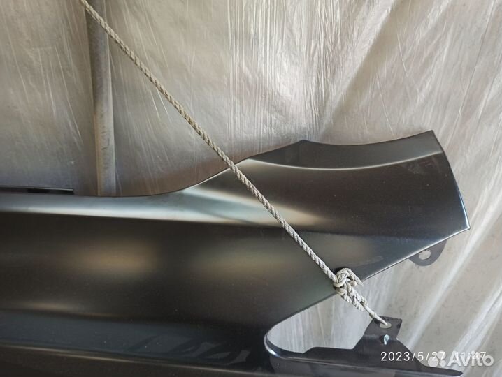 Переднее левое крыло kyron 2