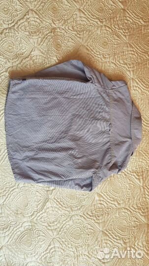 Рубашка на мальчика 104 в отличном состоянии