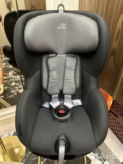 Автомобильное кресло britax romer trifix2 i size