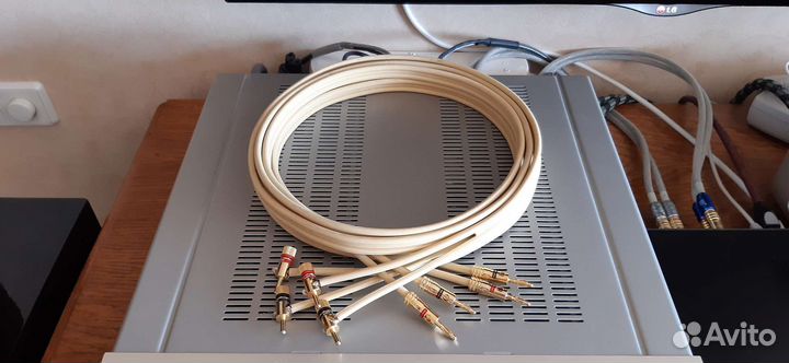 Акустический кaбель van den hul cs-122 2.5м-2шт