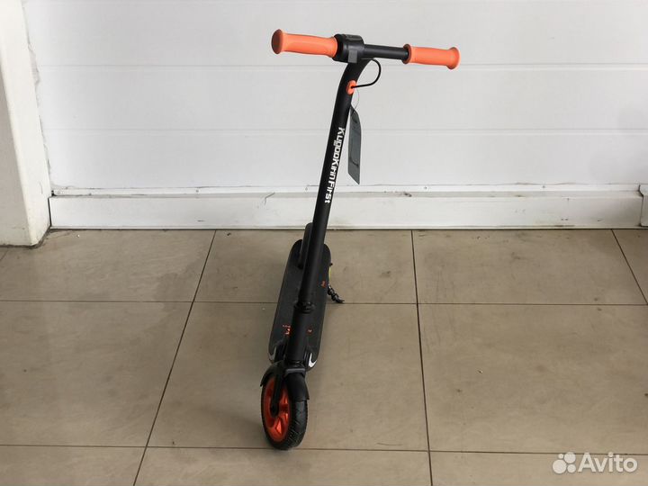 Электросамокат kugoo first