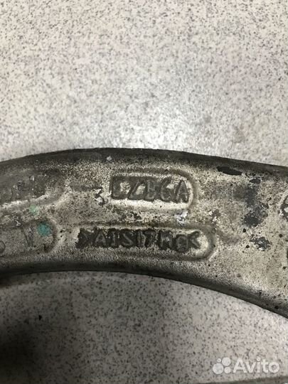 Рычаг передний левый Range Rover Sport 2 L494