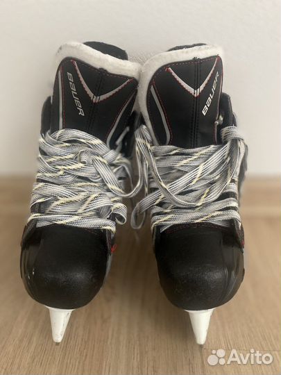 Хоккейные коньки bauer vapor