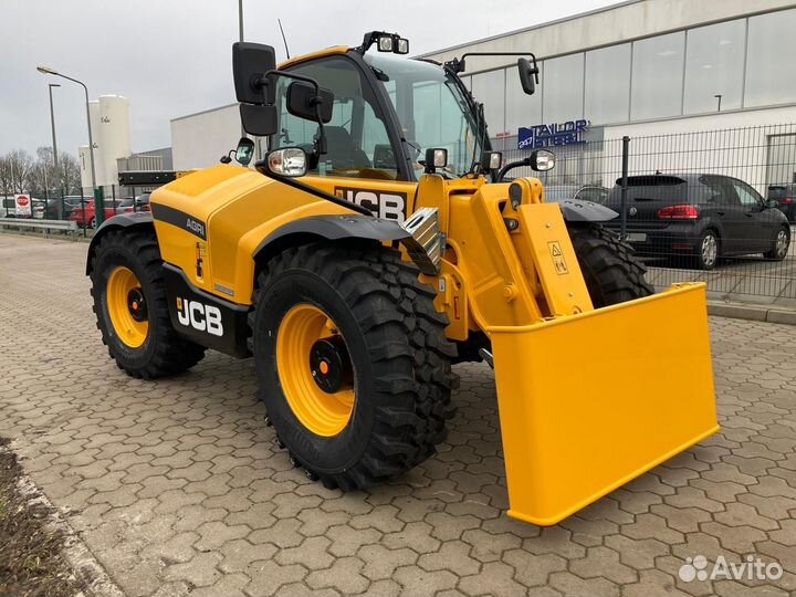 Телескопический погрузчик JCB 532-60 Agri, 2023