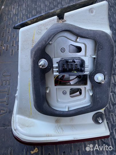 Фонарь задний правый внешний диодный