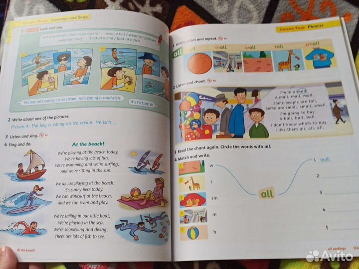 Family and friends 3 class book