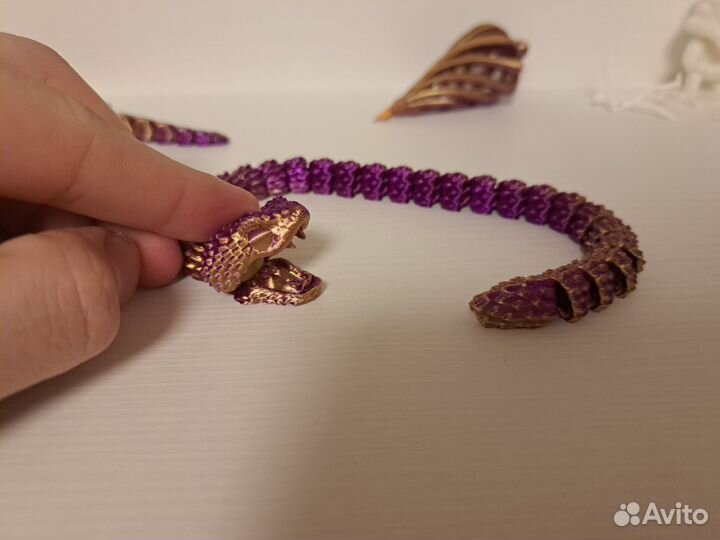 Игрушка змея символ 2025 года