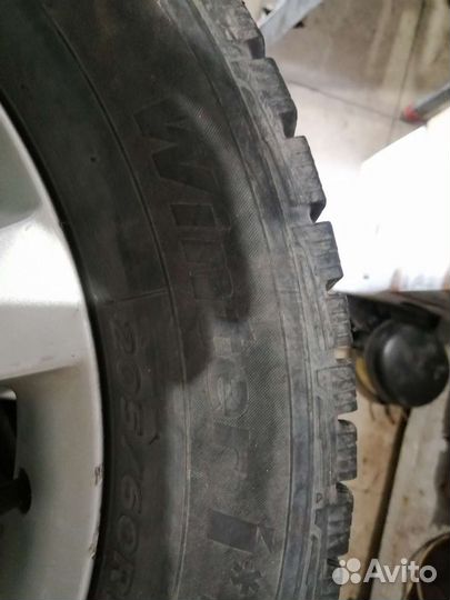 Hankook Winter I'Pike RS W419 205/60 R16 96T