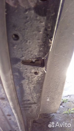 Фольксваген джетта дверь задняя левая 2009