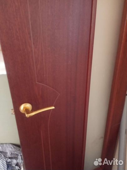 Межкомнатная дверь бу 70 см