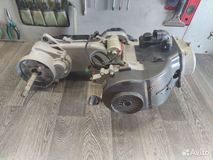 Новый двигатель для скутера 80 кубов 12 колесо