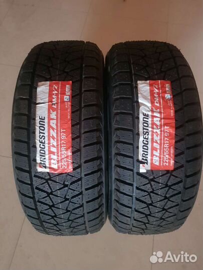 Bridgestone Blizzak DM-V2 225/55 R17