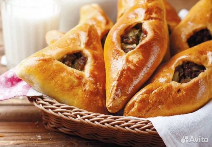 Печеные беляши,расстегаи,курники,эчпочмаки