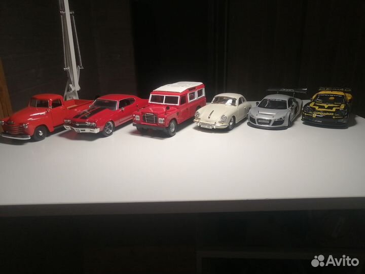 Модель авто 1 24 Burago