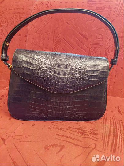 Сумка из кожи крокодила новая