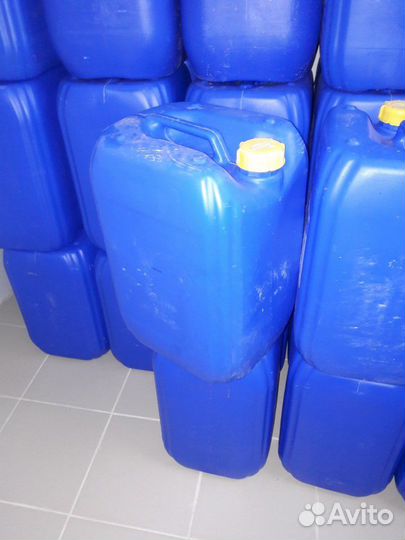 Канистры пластиковые