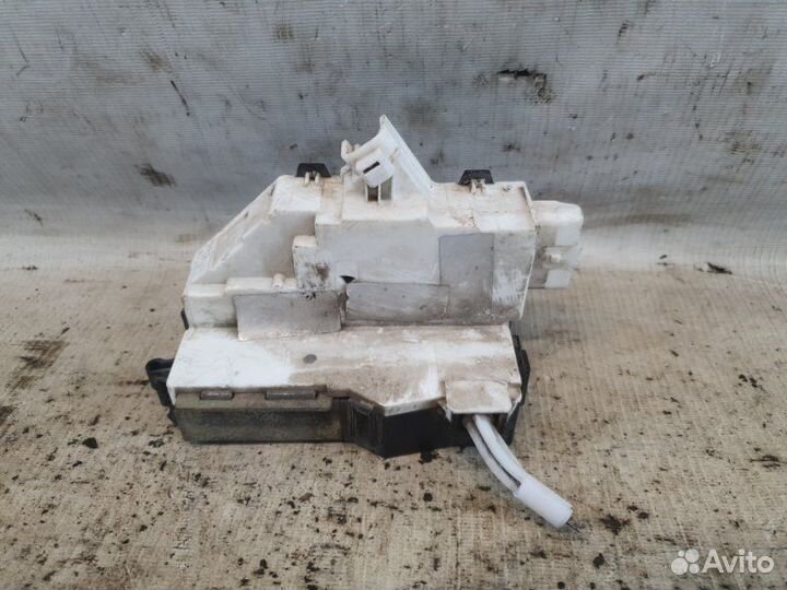 Замок двери Peugeot 407 2004-2010