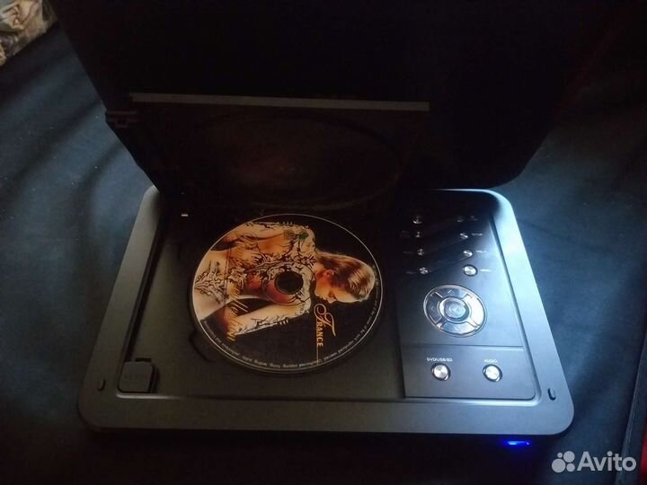 Dvd с экраном/tv тюнер