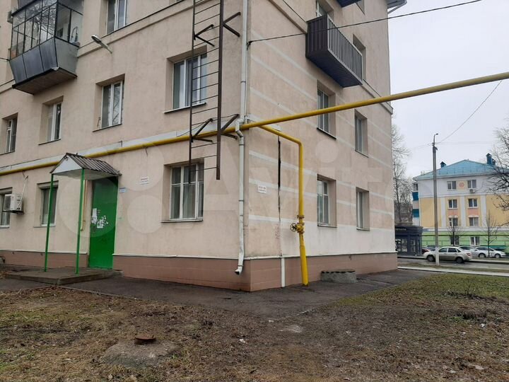 2-к. квартира, 54 м², 1/4 эт.