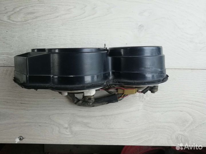 Приборка kawasaki ZZR 400-1