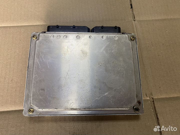 Блок управления двигателя Ауди А4 Б6 8Е