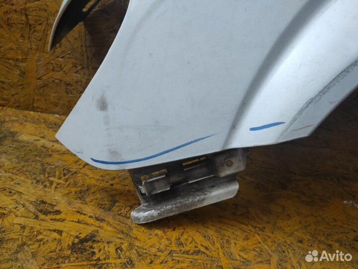 Крыло для левое Mercedes Vito W639 2.2 OM646 2005