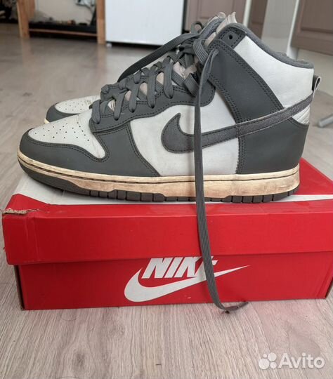 Nike Dunk high Retro SE vntg