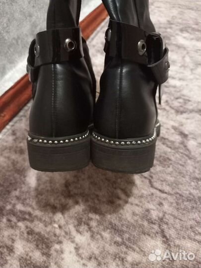 Сапоги для девочки