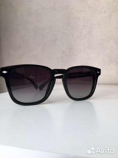 Солнцезащитные очки