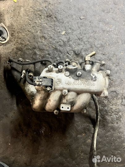 Впускной коллектор УАЗ змз 409 буханка