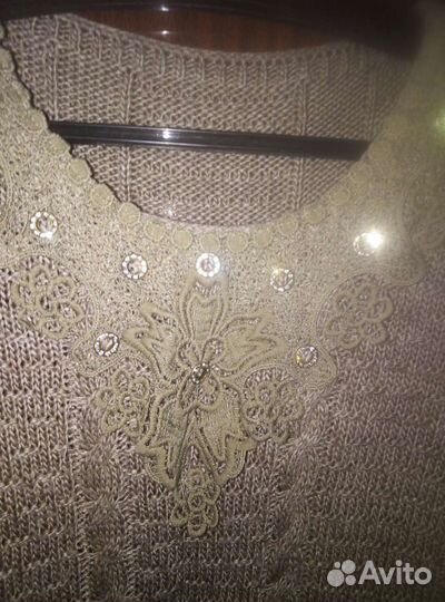 Пуловер женский