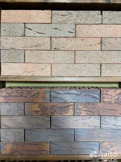 Кирпич керамический кладка глосса рифленый Braer