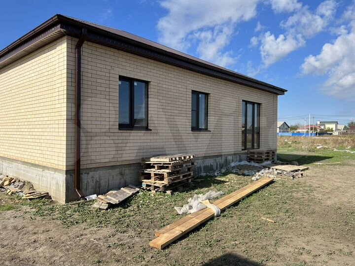 Дом 105 м² на участке 8 сот.