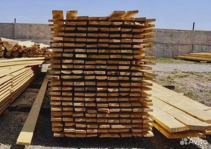 Обрезная доска строительная