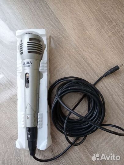 Микрофон Akira