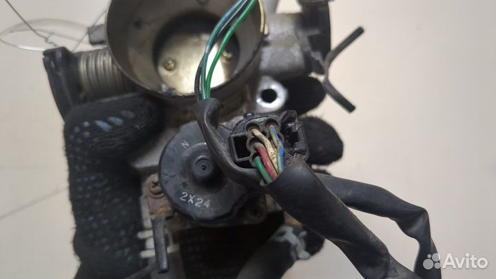 Заслонка дроссельная Mitsubishi Colt, 2002