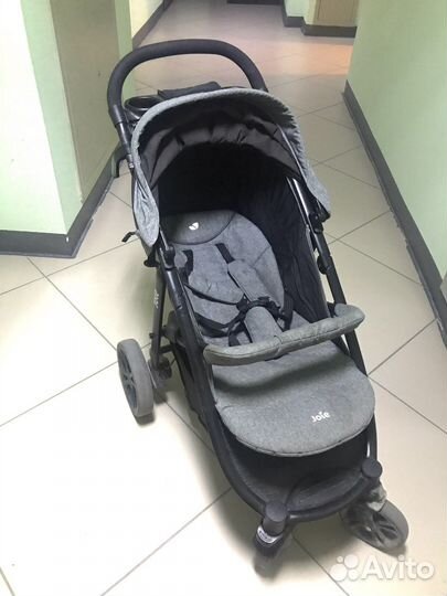 Прогулочная коляска joie litetrax 4