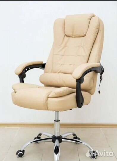 Компьютерное кресло руководителя