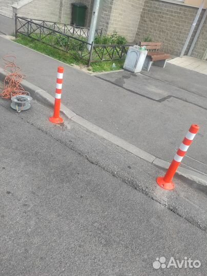 Столбик разделительный гибкий. От производителя