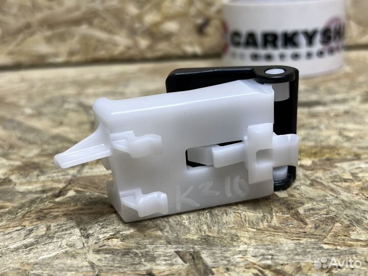 Ручка открывания капота Toyota Corolla 210