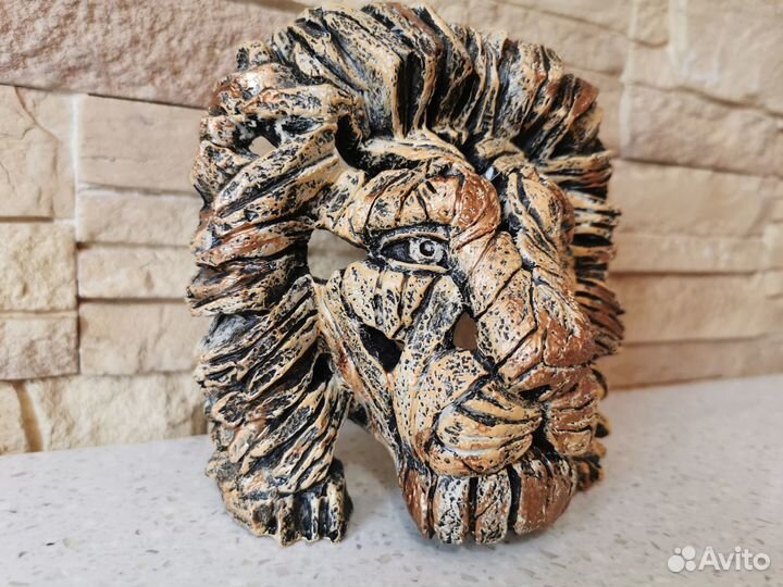 Статуэтка льва