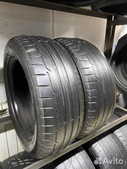 Dunlop SP Sport Maxx RT 235/55 R17 99V