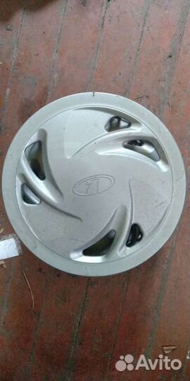 Оригинальные колпаки на калину r13